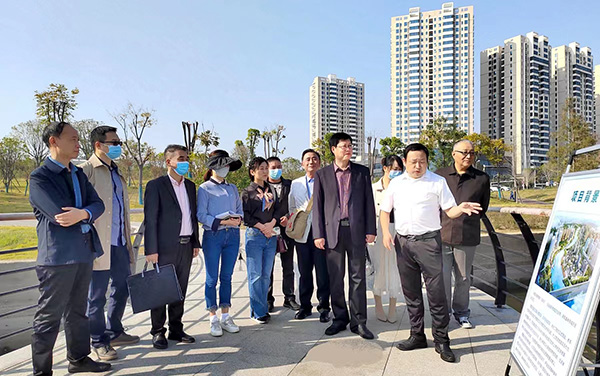 孝感市作家协会召开工作例会暨走进尚朴文旅融合交流座谈会