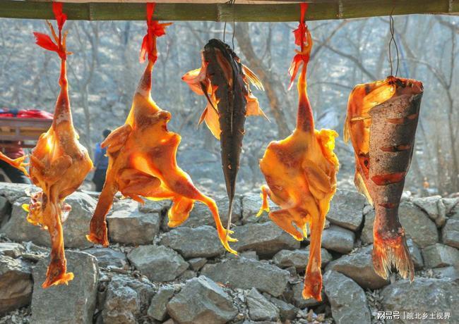 朱丽：腊月挂在眼前