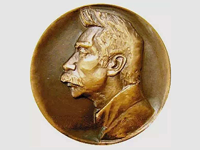 鲁迅文学奖1—7届获奖作品名单