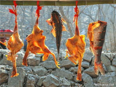 朱丽：腊月挂在眼前